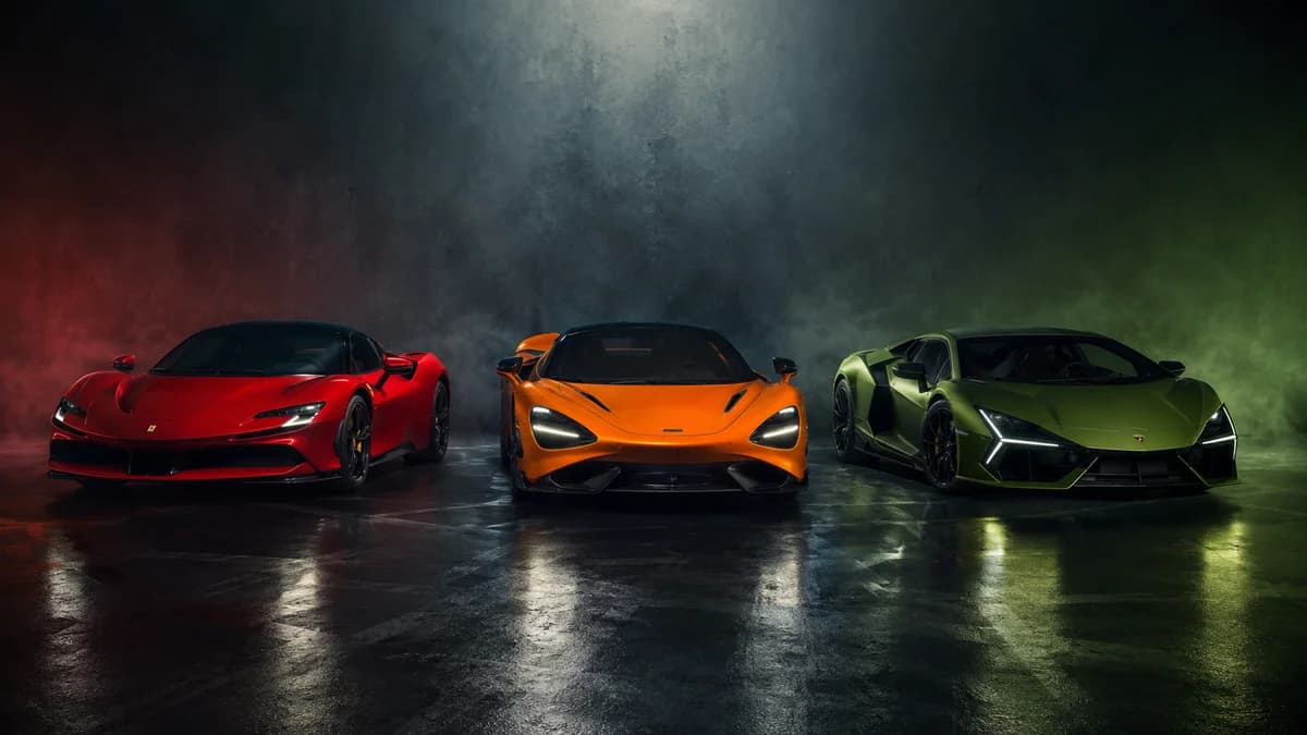 Ferrari SF90 Stradale vs McLaren 765LT vs Lamborghini Revuelto