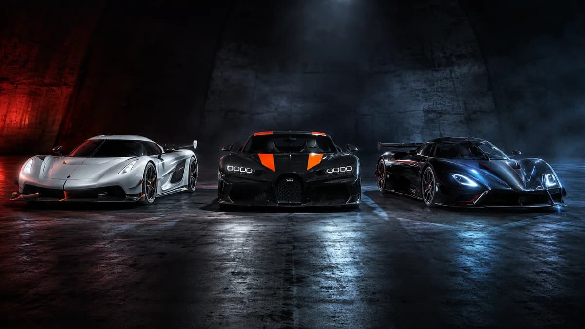 Koenigsegg Jesko Absolut vs Bugatti Chiron Super Sport 300+ vs SSC Tuatara